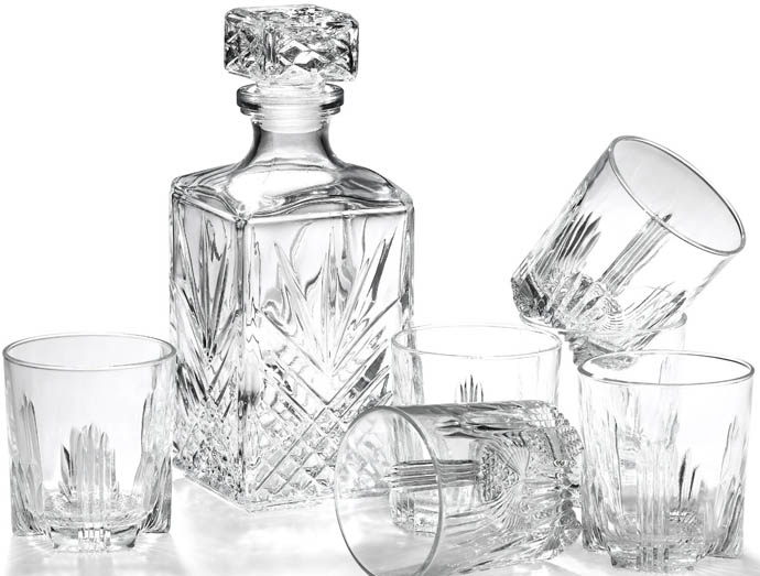 03) Crystal Decanter No matter how expensive or ho