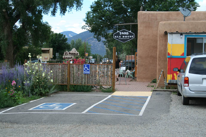 (4 of 20) Taos Ale House (401 Paseo del Pueblo Norte; 5