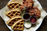 Wine Bar | Where to Take Mom for Mother's Day Brunch